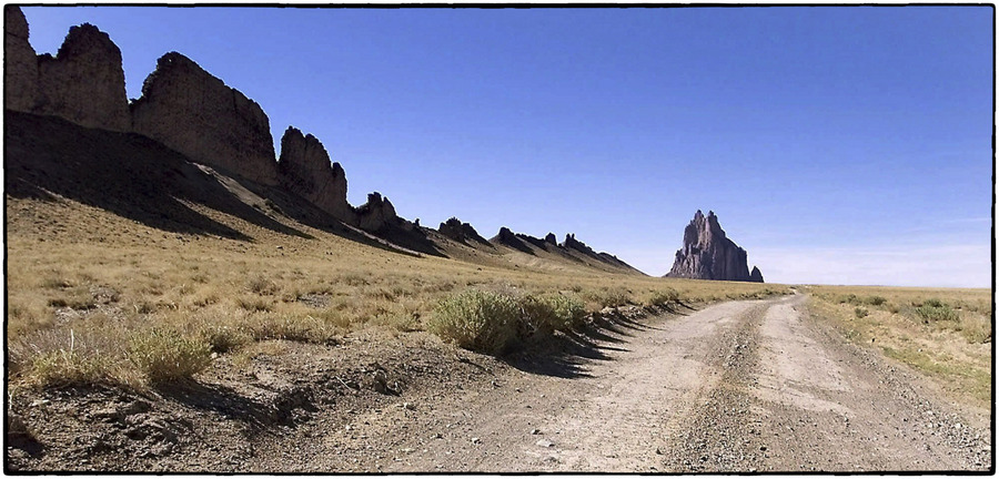 Here lies the world's largest deposit of uranium ore, leetso. : Navajo Uranium : Oklahoma City Editorial and Documentary Photographer 