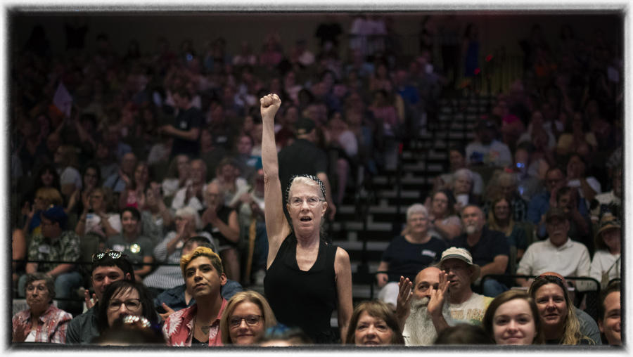 Political rally in Wichita, Kansas. : Aftermath sessions : Oklahoma City Editorial and Documentary Photographer 